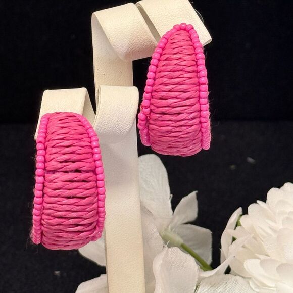On 34th Pink Woven Open Hoop Earrings 1.25 inch - Picture 1 of 5